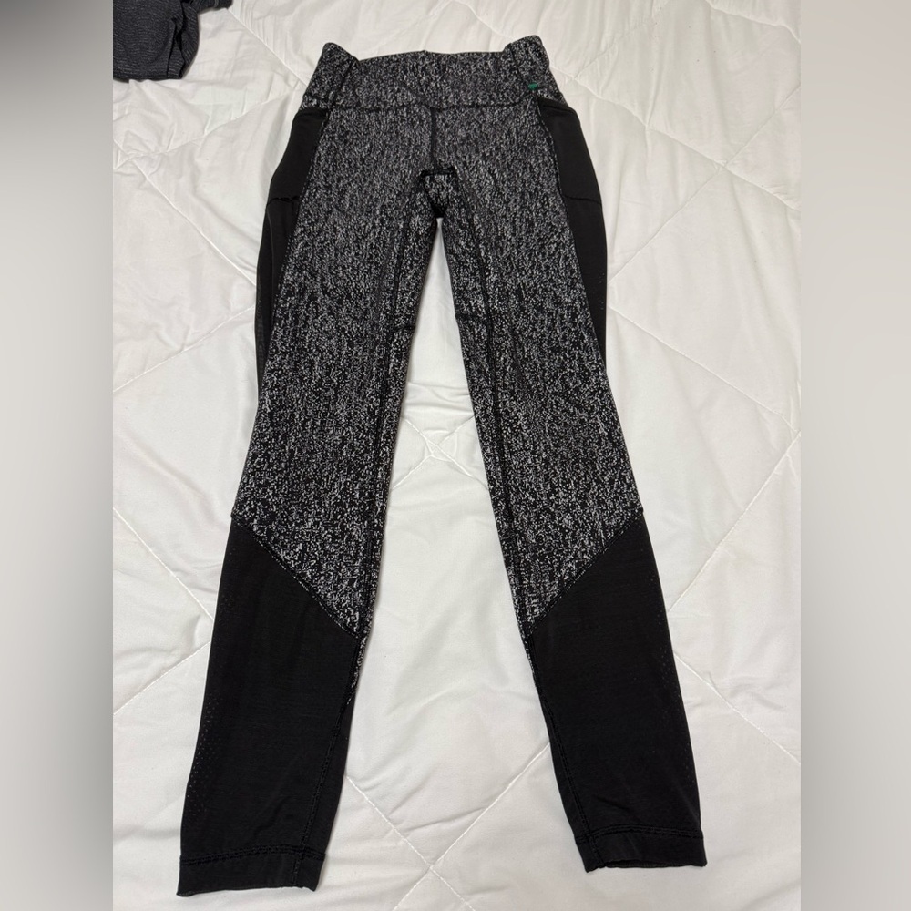 Lululemon Fit Physique Tight - Picture 9 of 13